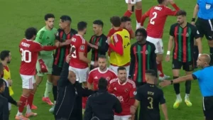 الأهلي يرفع أربعة مطالب رسمية إلى الكاف بعد جدل حكم مباراة تريزيجيه